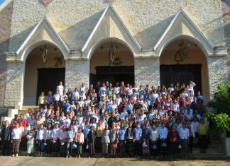 Bồi Linh, Khám Bệnh Cho Phụ Nữ Trong Khu Vực Khe Sanh – Quảng Trị