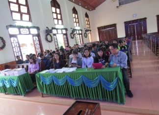 Huấn Luyện Giáo Viên Dạy Chữ Việt Và Người Phụ Trách 30 Tủ Thuốc Tại Quảng Trị