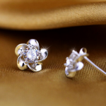 ĐÔI BÔNG TAI CỦA MÁ