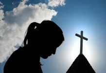 Người Nữ Khôn Ngoan