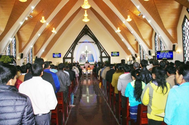 Lễ Tấn Phong Mục Sư Tại Nhà Thờ Tin Lành Đà Lạt - Tỉnh Lâm Đồng - Hội Thánh Tin Lành Việt Nam