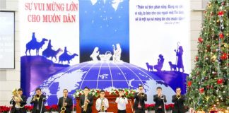 43 Người Tin Chúa Trong Đêm Truyền Giảng Tại HT Đà Nẵng