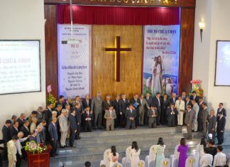 Lễ Tấn Phong Mục Sư Tại HTTL Cần Thơ