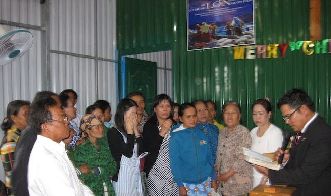 Tín Hữu Người Chăm: Giáng Sinh Phước Hạnh Trong Những Khó Khăn