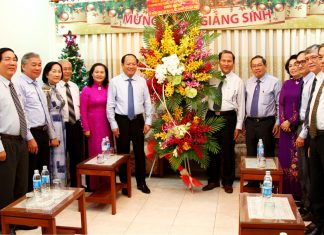 Lãnh Đạo Tp. Hồ Chí Minh Chúc Mừng Giáng Sinh Tổng Liên Hội