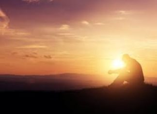 Thơ: Khi Con Trẻ Nguyện Cầu