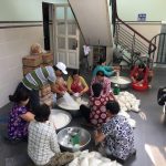 1 chuẩn bị gói quà