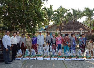 Kiên Giang: HTTL Tân Hiệp Trao Tặng Quà Tết Cho Người Nghèo Khó