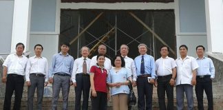 Hội Đồng Giáo Phẩm Thăm Viếng Các Hội Thánh Tại Miền Tây