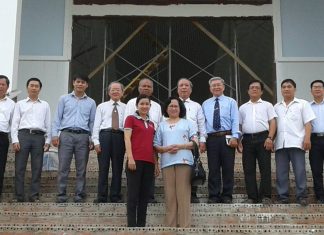 Hội Đồng Giáo Phẩm Thăm Viếng Các Hội Thánh Tại Miền Tây