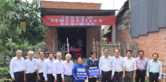 Tiền Giang: Uỷ Ban YTXH Trao Tặng 08 Hồ Nước Sạch Và 08 Nhà Tình Thương