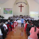 5-Quang-canh-ben-trong-nha-tho