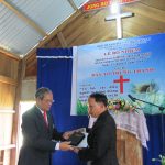 9-Muc-su-Kon-Sa-Ha-Hack-trao-giao-vu-lenh-va-an-tin-cho-Truyen-dao-Tan-Quan-nhiem