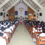 Bên-trong-nhà-thờ