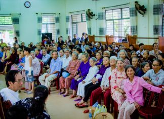 Khám Bệnh Phục Vụ Cộng Đồng Tại Đà Nẵng