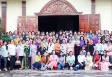 Bồi Linh Và Thông Công Ban Điều Hành Phụ Nữ Khu Vực VII