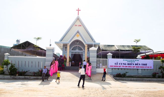 Cung Hiến Đền Thờ Chi Hội Kon Tum