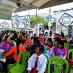 bên-ngoài-Nhà-Thờ