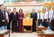 Phó Chủ Tịch Nước Thăm, Chúc Mừng Giáng Sinh Hội Thánh Tin Lành Việt Nam