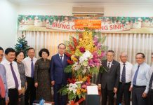 Bí Thư Thành Uỷ TP. HCM Thăm Và Chúc Mừng Giáng Sinh Tổng Liên Hội