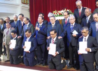 04 Tân Mục Sư Được Tấn Phong Tại Nhà Thờ Tin Lành Sài Gòn