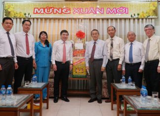 Chủ Tịch UBND TP. HCM Thăm Và Chúc Tết Tổng Liên Hội