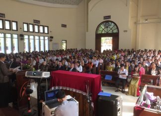 Bồi Linh Thông Công Phụ Nữ Tại Đắk Lắk