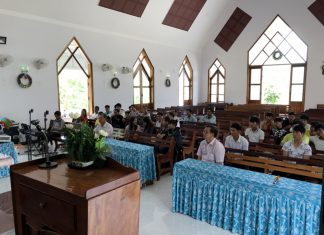 Bồi Dưỡng Giáo Viên Trường Chúa Nhật Tại Kon Tum