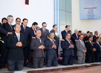 Đắk Lắk: Lễ Tấn Phong Cho 7 Mục Sư Nhiệm Chức Tại HTTL Buôn Ma Thuột