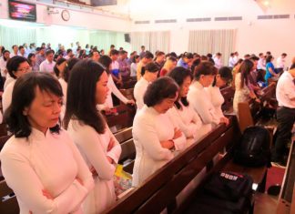 TP.HCM: Đêm Cầu Nguyện Đặc Biệt Cho Sự Kiện Thánh Nhạc Giáng Sinh 2019