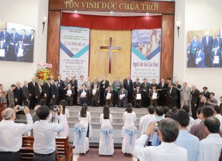 Cần Thơ: Lễ Tấn Phong 7 Mục Sư Khu Vực III