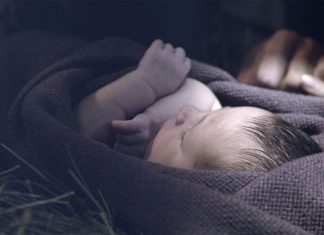 Thơ: Chúa Vào Đời