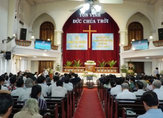 Một Triệu Quyển Kinh Thánh Đã Được Xuất Bản Tại Việt Nam Trong 25 Năm Qua (1994-2019)