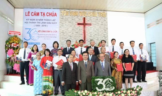 Dầu Giây: 30 Năm Hết Lòng Cảm Tạ Chúa