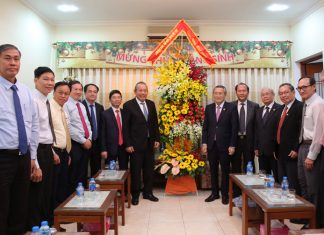 Phó Thủ Tướng Trương Hòa Bình Thăm Và Chúc Mừng Giáng Sinh Tổng Liên Hội