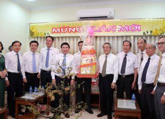Đại Diện Chính Quyền TP.HCM Và Các Tỉnh Thăm & Chúc Tết Tổng Liên Hội
