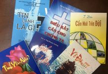 Những Câu Chuyện Cũ: Cuốn Sách Có Quyền Năng