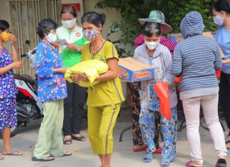 TP.HCM: Hội Thánh Bình Đông Chung Tay Hỗ Trợ Người Dân Chống Dịch