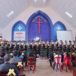 Ban-hát-Hội-Thánh-Đắk-Nông-ngợi-khen-Chúa