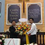 Đại-diện-Ban-Chấp-sự-HT_ST-chúc-mừng-Hội-đồng