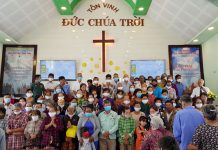 Tặng Kính Lão – Chia Sẻ Niềm Tin Tại Sóc Trăng