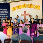 Hội-Thánh-Phú-Quốc-ngợi-khen-Chúa