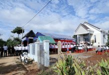 Đắk Lắk: Điểm Nhóm Buôn Klat Cung Hiến Nhà Nguyện Cho Chúa