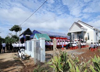Đắk Lắk: Điểm Nhóm Buôn Klat Cung Hiến Nhà Nguyện Cho Chúa