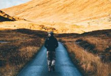 Sống Độc Thân Có Phải Điều Bất Hạnh?