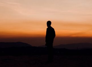 Bạn không thể vừa làm hài lòng Chúa vừa làm hài lòng người ta: 5 Phương cách giúp bạn trấn áp nỗi lo sợ con người