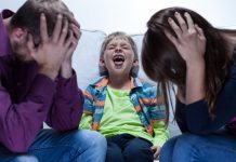 Những Hành Vi Xấu Bộc Lộ Nhu Cầu Tiềm Ẩn Nào Của Con Cái?