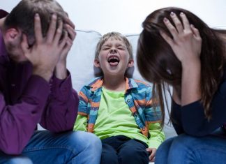 Những Hành Vi Xấu Bộc Lộ Nhu Cầu Tiềm Ẩn Nào Của Con Cái?