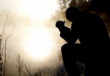 Bốn Lời Cầu Nguyện Đầy Năng Quyền Mà Mỗi Người Chồng Cần Cầu Nguyện Cho Vợ Mình