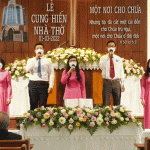 Ban-Hát-Thờ-Phượng